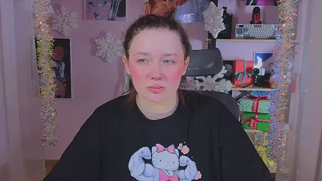 carolina elf online show from 12/18/25, 05:01