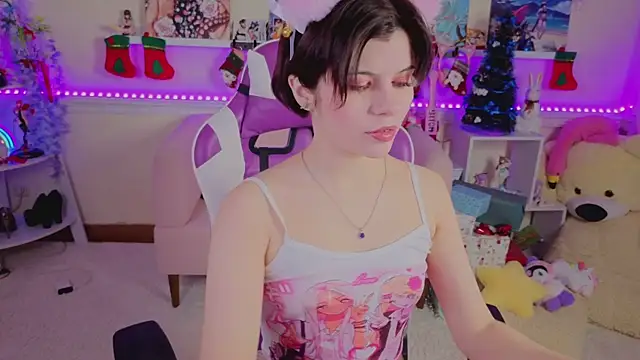 Snapshot of Katya_Zaitseva chatting on 12/18/25, 07:02 Katya Zaitseva online show from 12/18/25, 07:02