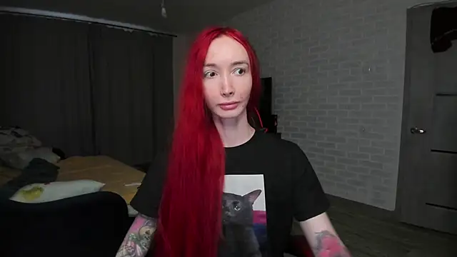 Roxy Silver online show from 02/14/26, 06:02