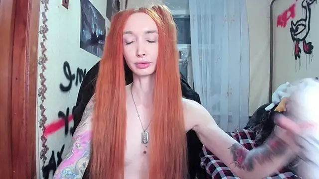 Roxy Silver online show from 03/19/25, 10:09