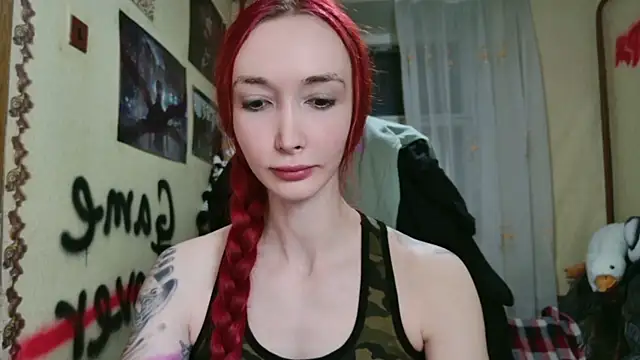 Snapshot of Roxy_Silver chatting on 05/16/26, 08:52 Roxy Silver online show from 05/16/26, 08:52