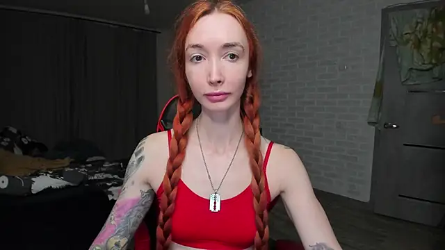 Roxy Silver online show from 10/07/25, 02:51