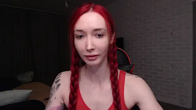 Snapshot of Roxy_Silver chatting on 06/09/26, 08:43 Roxy Silver online show from 06/09/26, 08:43