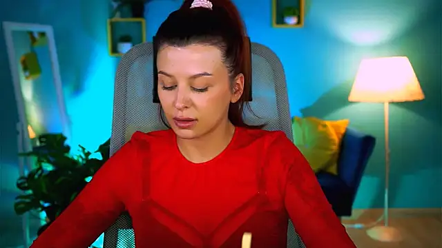 NicoleMun online show from 02/09/26, 01:53