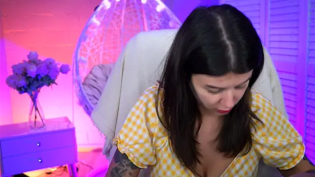 NicoleMun online show from 03/13/25, 12:56