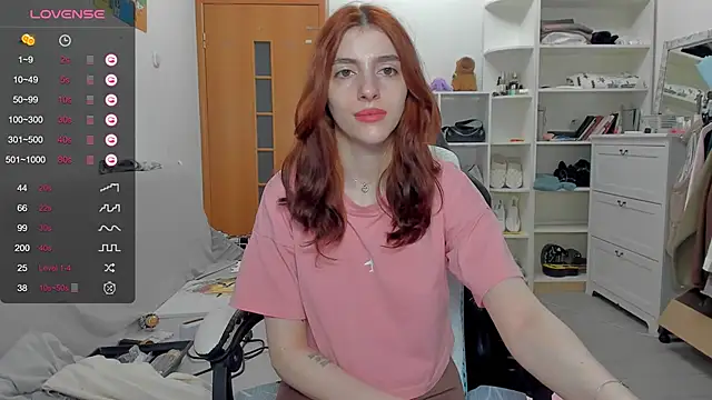 Snapshot of broosnica1 chatting on 05/30/26, 08:09 broosnica1 online show from 05/30/26, 08:09