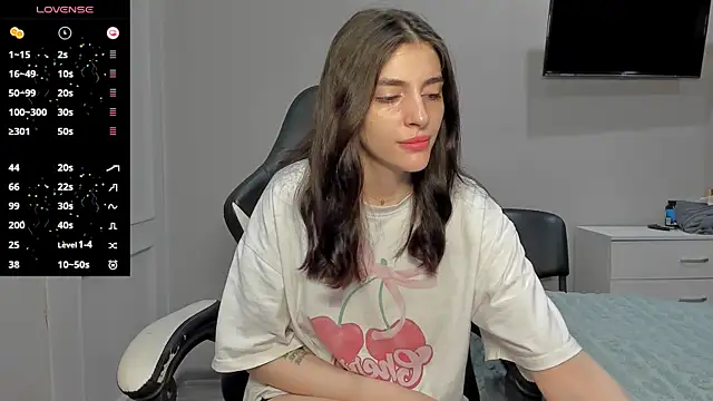 broosnica1 online show from 10/30/25, 07:17