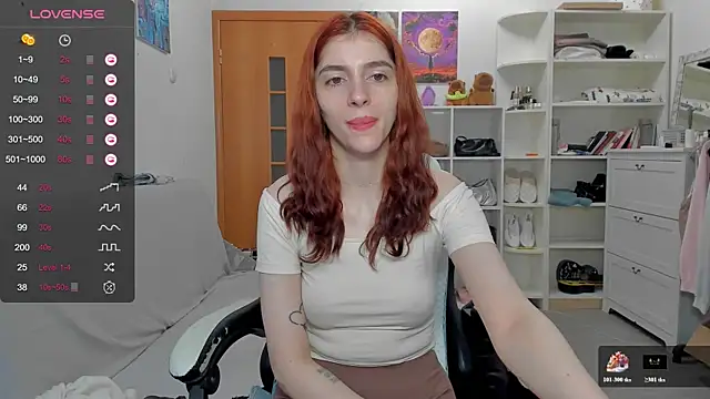 Snapshot of broosnica1 chatting on 06/19/26, 05:57 broosnica1 online show from 06/19/26, 05:57