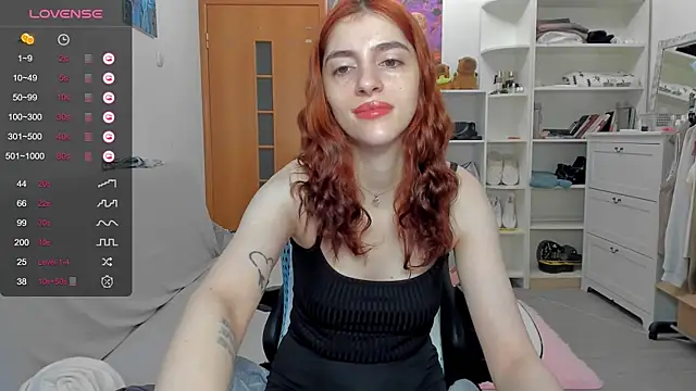 Snapshot of broosnica1 chatting on 06/16/26, 06:46 broosnica1 online show from 06/16/26, 06:46