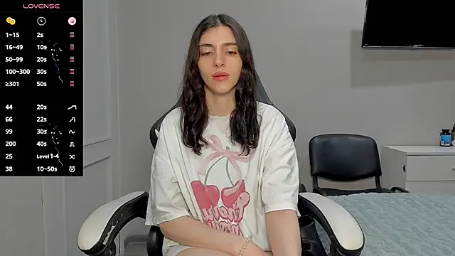 broosnica1 online show from 10/21/25, 07:52