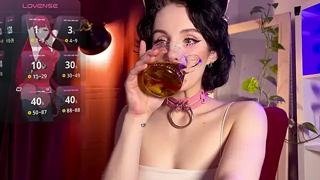 Snapshot of Alice_Succuby chatting on 03/15/25, 07:05 Alice Succuby online show from 03/15/25, 07:05