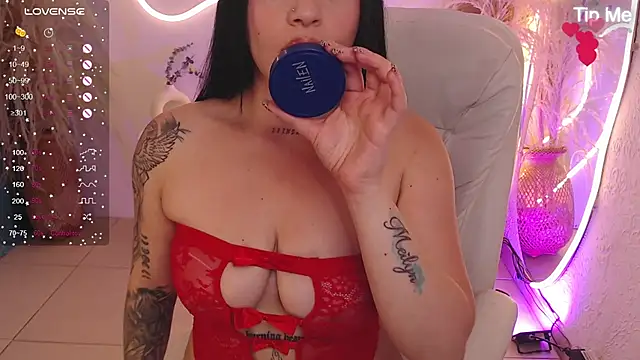 ViolettaHotLatin  online show from 03/06/26, 12:11