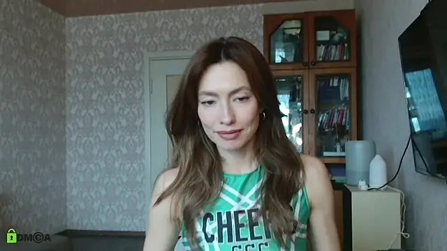 alicia spicy online show from 10/17/25, 06:50