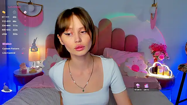 MaryLew online show from 10/07/25, 06:14