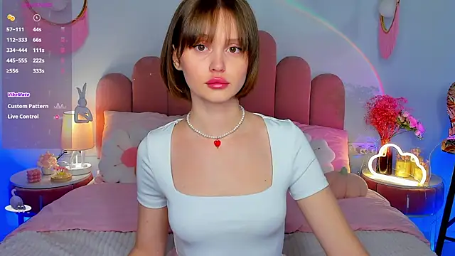 MaryLew online show from 10/15/25, 05:28