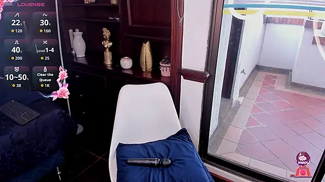 xenia golden online show from 10/30/25, 02:04