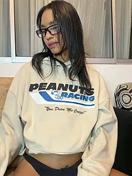 xenia golden online show from 03/30/26, 12:01