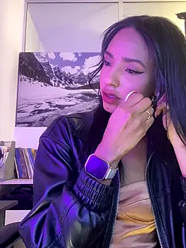 xenia golden online show from 11/29/25, 04:29