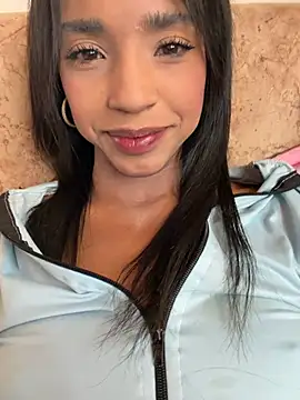 xenia golden online show from 03/19/26, 07:25