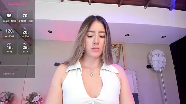 Snapshot of _AlejaCruz_ chatting on 05/25/26, 07:34 AlejaCruz online show from 05/25/26, 07:34
