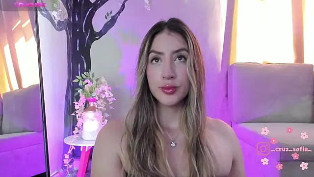 Snapshot of _AlejaCruz_ chatting on 04/23/26, 07:26 AlejaCruz online show from 04/23/26, 07:26