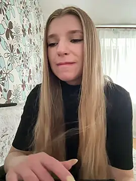 Snapshot of adel_secret chatting on 04/30/26, 11:06 adel secret online show from 04/30/26, 11:06