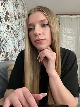 adel secret online show from 04/06/26, 08:21