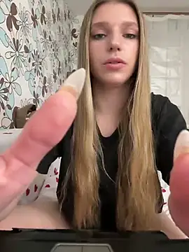 adel secret online show from 03/10/26, 07:40