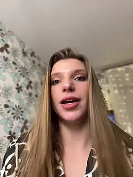 Snapshot of adel_secret chatting on 03/22/25, 10:59 adel secret online show from 03/22/25, 10:59