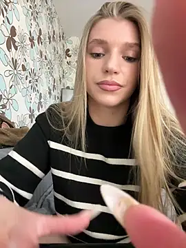 adel secret online show from 04/04/26, 07:31