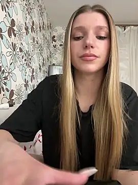 adel secret online show from 03/17/26, 08:45