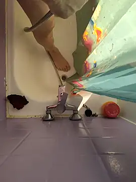 claudemichel online show from 11/10/25, 09:58