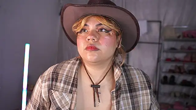 Samanta cutee online show from 05/21/26, 10:12