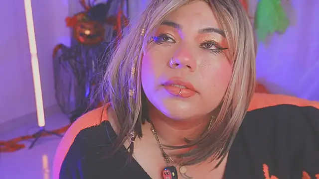 Samanta cutee online show from 10/13/25, 11:01