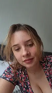 Sophy Bunny online show from 11/27/25, 05:46