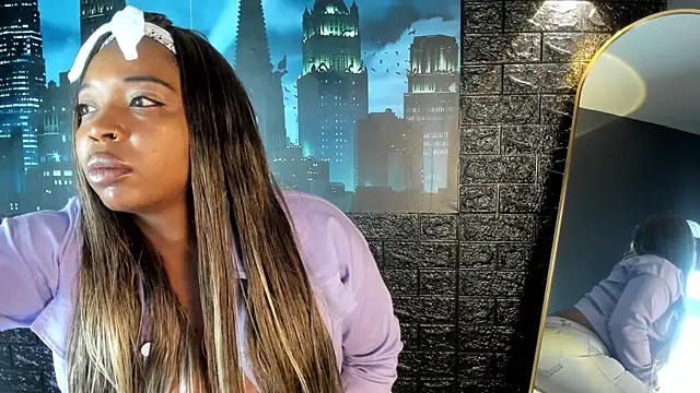 Charlotte  Brown  online show from 11/28/25, 01:11