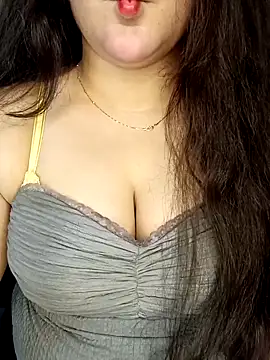 Snapshot of AK---47 chatting on 09/17/25, 02:19 AK---47 online show from 09/17/25, 02:19