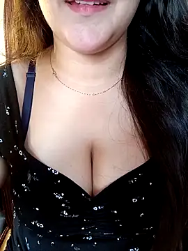 Snapshot of AK---47 chatting on 09/14/25, 08:04 AK---47 online show from 09/14/25, 08:04