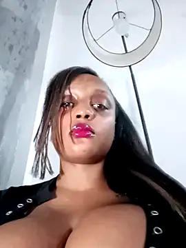 Snapshot of Busty_Bambi chatting on 06/13/26, 12:19 Busty Bambi online show from 06/13/26, 12:19