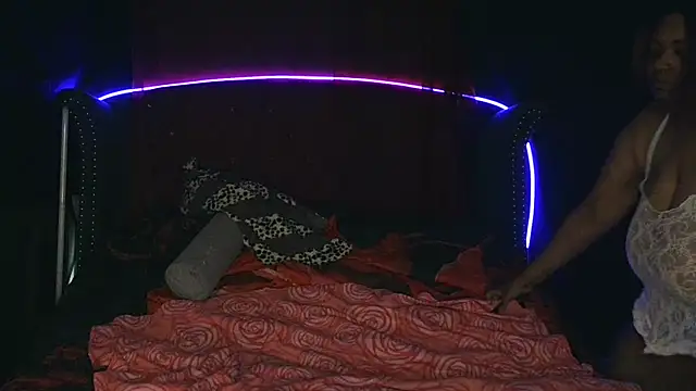 msyvette1970xh online show from 11/02/25, 11:43