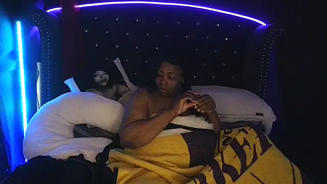 msyvette1970xh online show from 02/25/26, 08:30