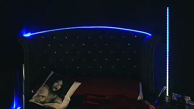 msyvette1970xh online show from 02/15/25, 03:39