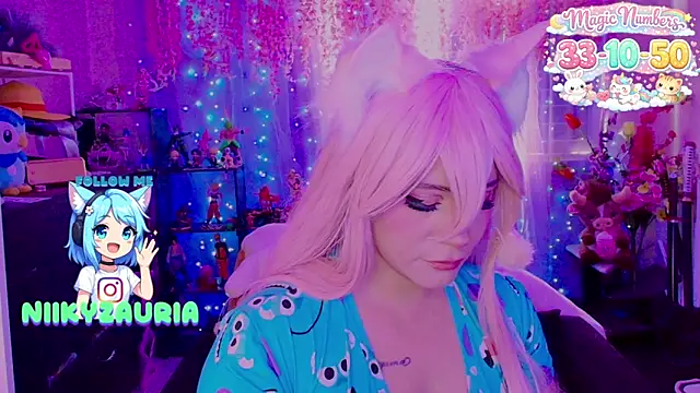  niiky online show from 04/28/26, 03:38
