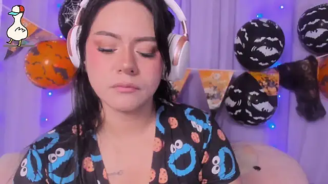  niiky online show from 10/17/25, 12:18