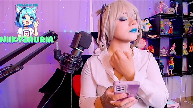  niiky online show from 11/07/25, 10:20