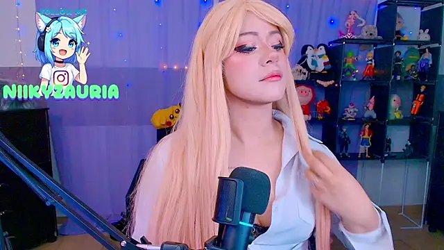  niiky online show from 11/13/25, 10:41