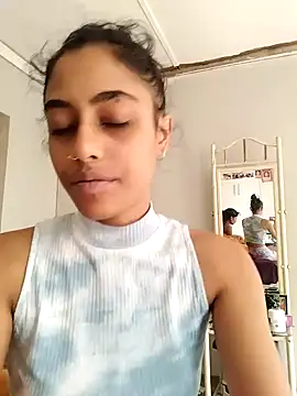 Snapshot of cleopatra-phaedra chatting on 02/13/25, 08:48 cleopatra-phaedra online show from 02/13/25, 08:48
