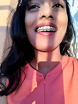 Snapshot of cleopatra-phaedra chatting on 03/09/25, 04:00 cleopatra-phaedra online show from 03/09/25, 04:00