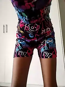 Snapshot of cleopatra-phaedra chatting on 01/11/25, 11:23 cleopatra-phaedra online show from 01/11/25, 11:23