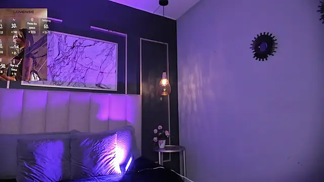 Violetta Nur online show from 03/13/25, 07:42